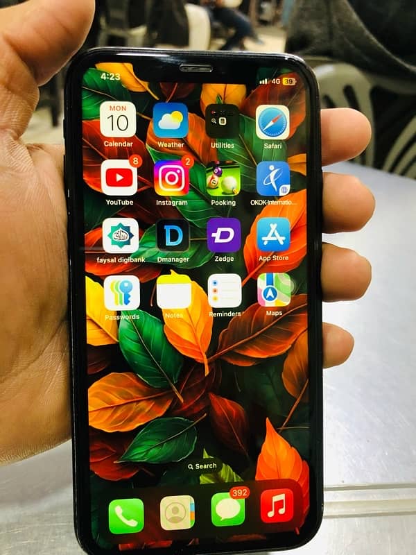 iPhone xr 64gb dual physical pta approved 4