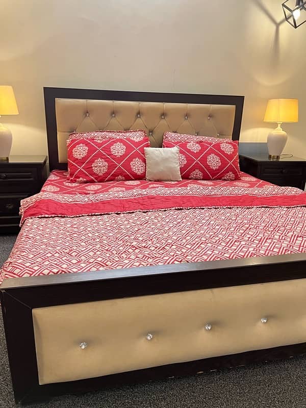 King size bed set with side tables 6