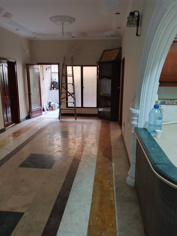 3 bed DD flat 2nd floor 1800 sqrfet in DHA phase 2 ext 03225996882 0