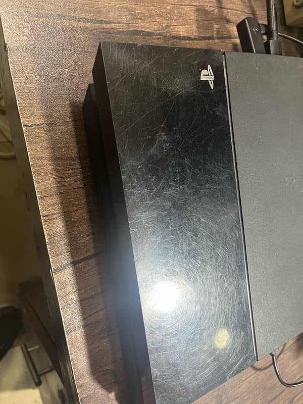 Ps4 mint condition or 10 by 10 condition 1