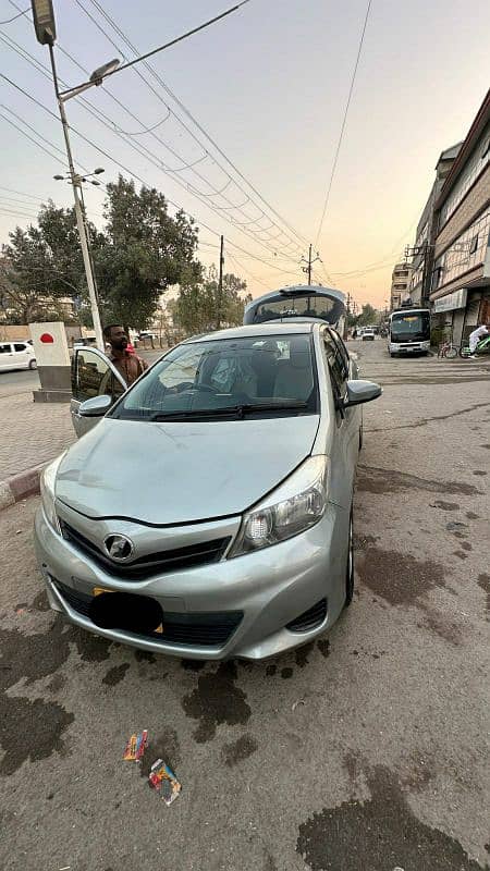 Toyota Vitz 2013 2