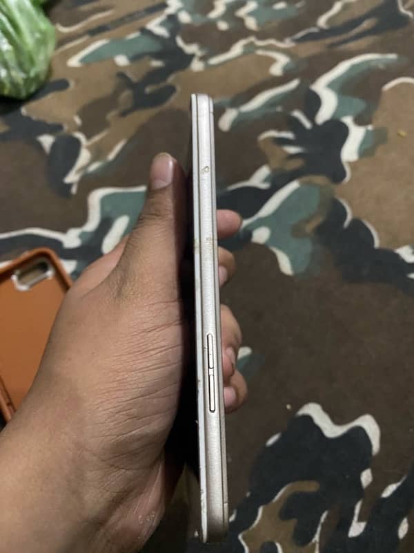 oppo A57 5