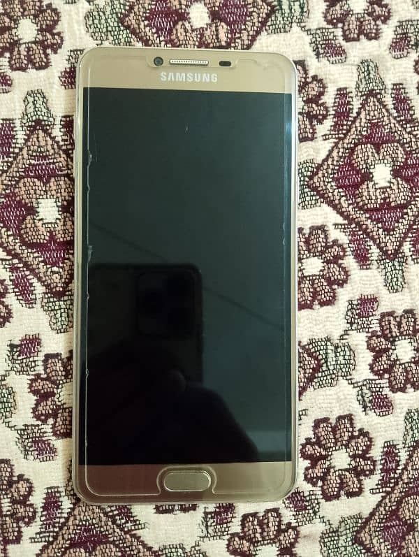 Samsung Galaxy C7 1