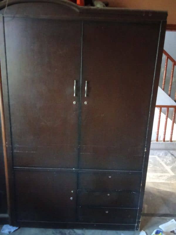 wardrobe for sale. . . 3