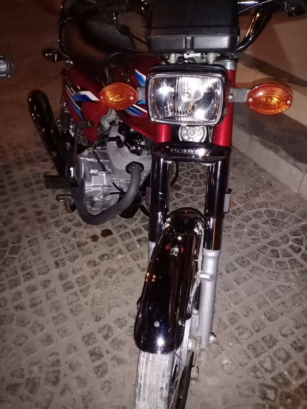 Asalamoalaikum I m selling my Honda Cg 125 2024 6 month good condition 2