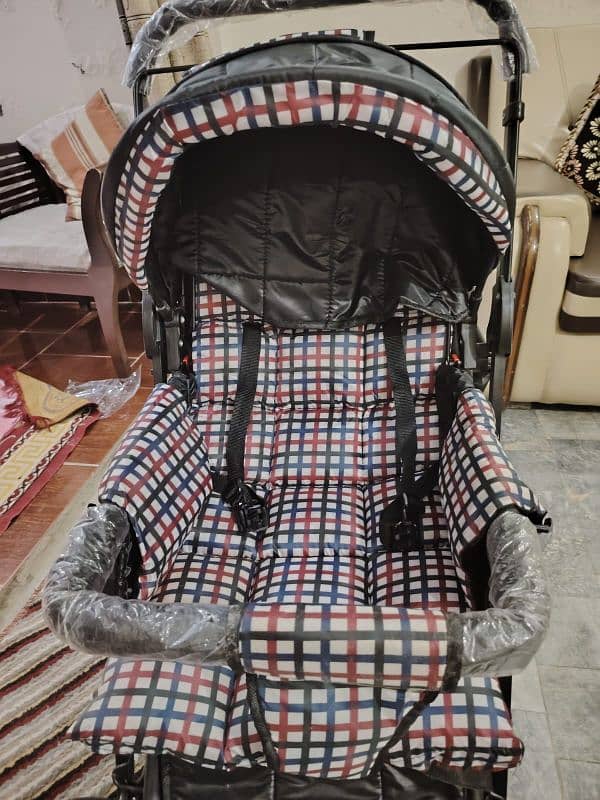 New stroller condition 10 by 10 1