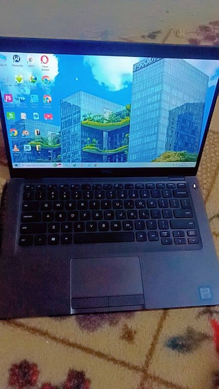 Dell Latitude 7400 Core i7 8th Generation 1