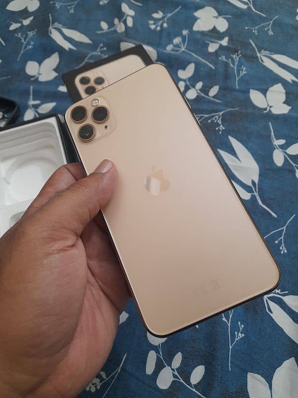 Iphone 11 pro max Dual PTA Approved 3