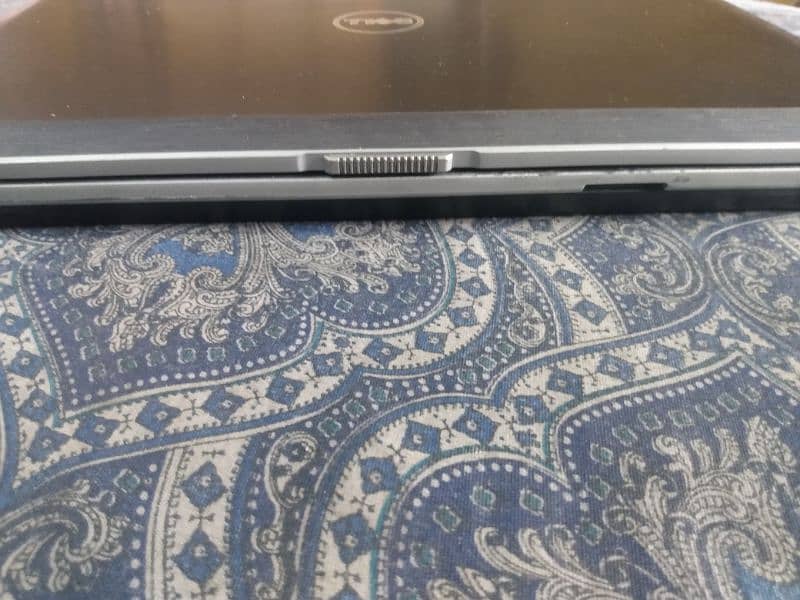 Dell laptop corei7 3rd generation 3