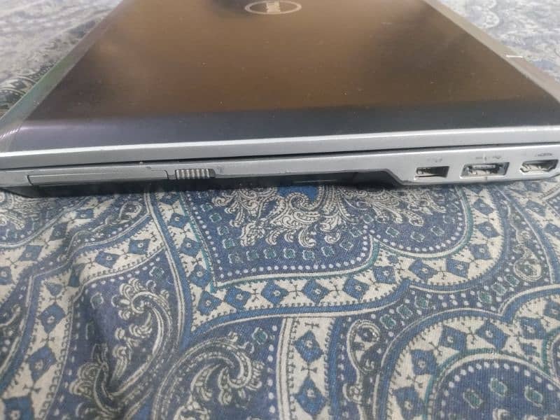 Dell laptop corei7 3rd generation 4