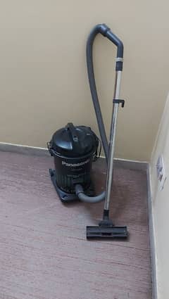 used vacuum cleaner