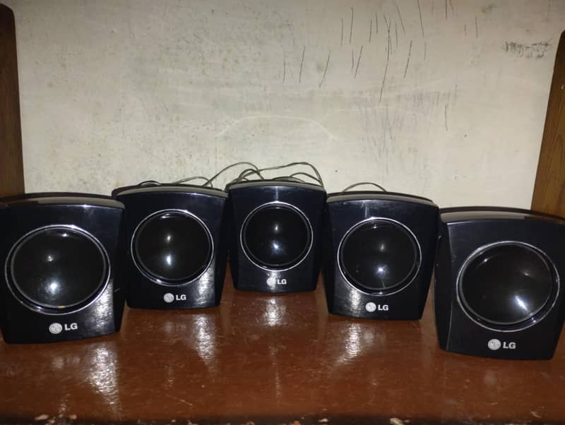 LG dts speaker 3