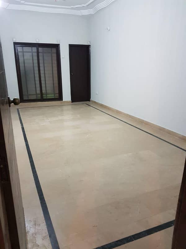 3 BED DRAWING & DINING GROUND FLOOR PORTION FOR RENT 1