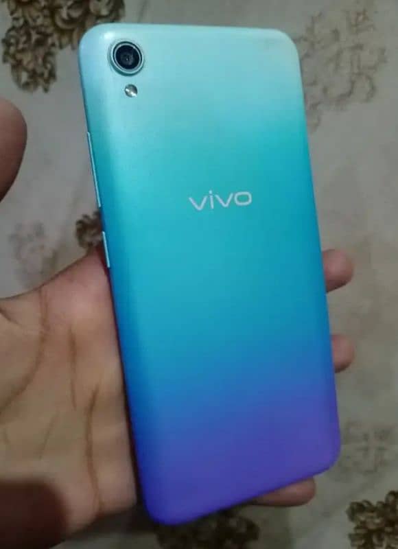 Vivo mobile long battery time 32gb rom good condition only mobile 2