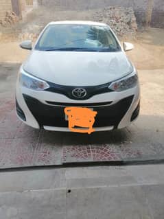 Toyota yaris GLI 2021