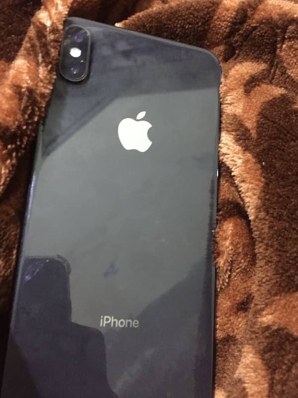 XS MAX 64 2