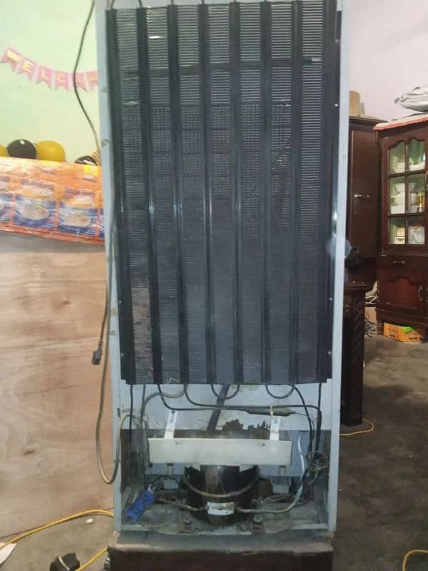 Dawlance Fridge For Sell 9