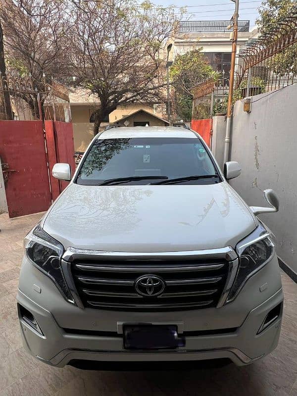 Toyota Land Cruiser 2016 0