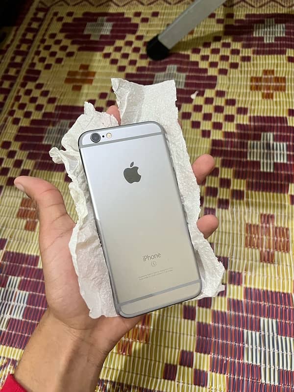 Iphone 6s urgent sale 1