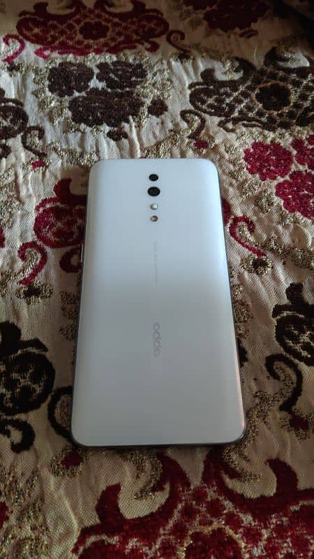 Oppo Reno Z 8.256 0