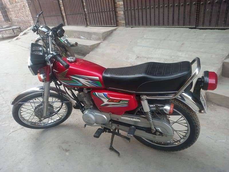 Honda CG 125 Neat & clean condition 7