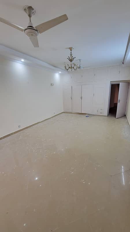 Luxurious 2-Kanal Double-Storey House for Rent F-10, Islamabad 12