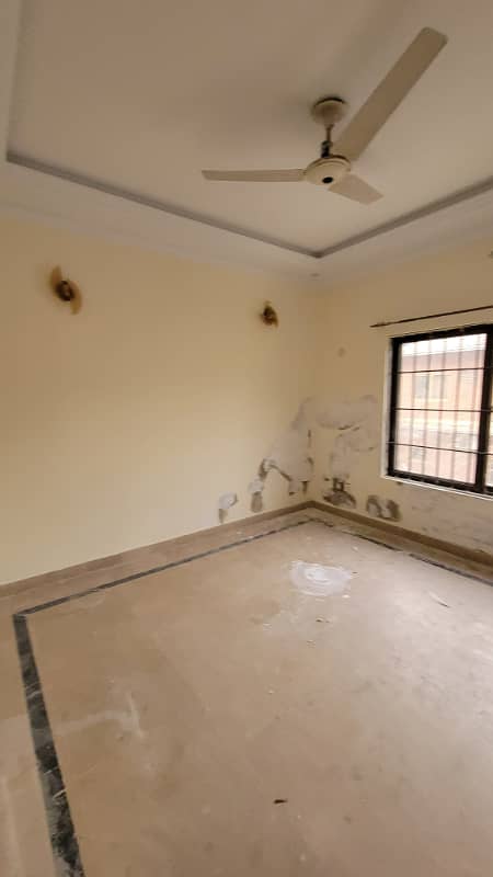 Luxurious 2-Kanal Double-Storey House for Rent F-10, Islamabad 31