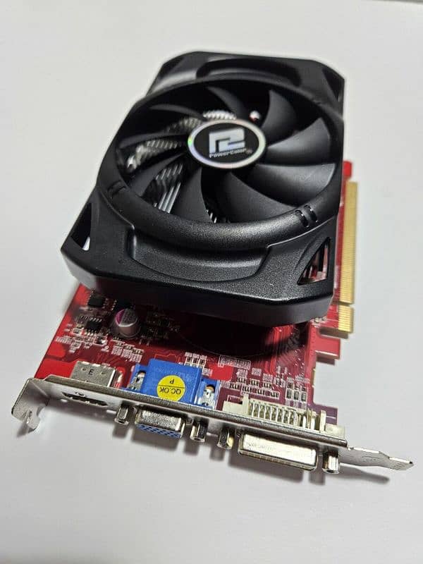 GRAPHICS CARD AMD RADEON HD 6670 2 GB 3