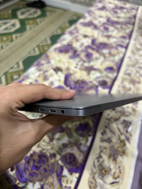 Macbook pro 2016 10