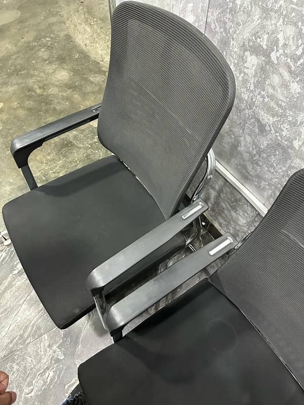 Black mesh Office chairs 1