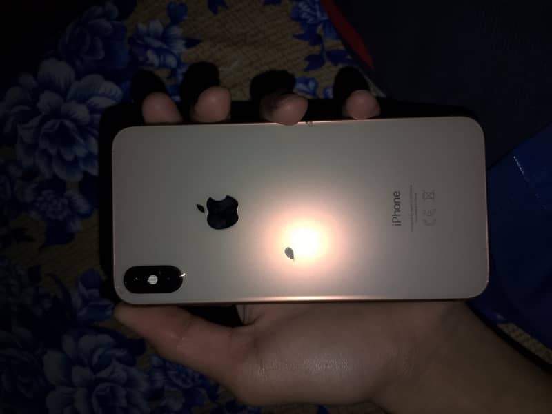 Iphone Xs max  10/9 Exchangeble with good devices 7