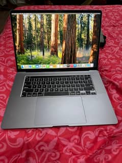 Apple MacBook Pro TB 2019 16inches 16GB 512GB