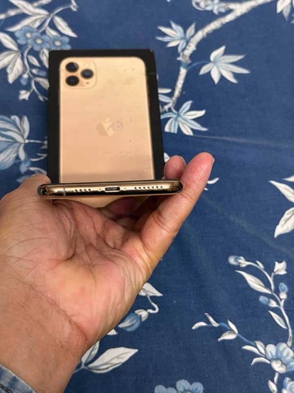 Iphone 11 Pro Max 256GB Memrey Pta Approved 3