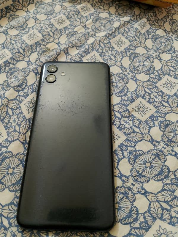 SAMSUNG GALAXY A04 Condition 10/8 0