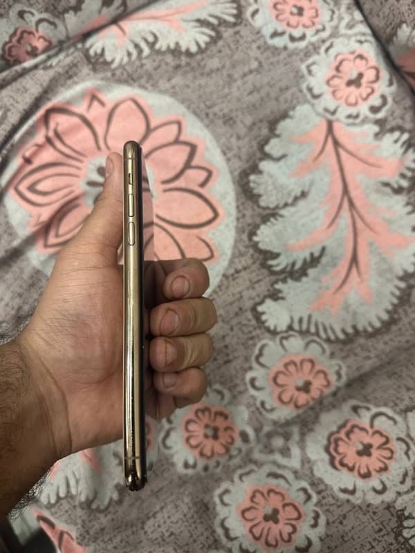 iPhone 11 Pro Max non PTA JV 256 GB 4