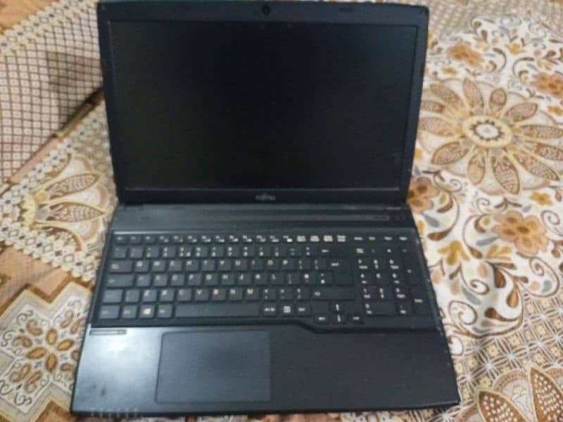 Fujitsu I5(4th gen) 1