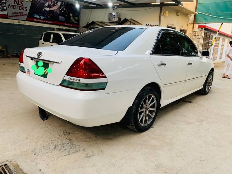 Toyota Mark II 2004 5