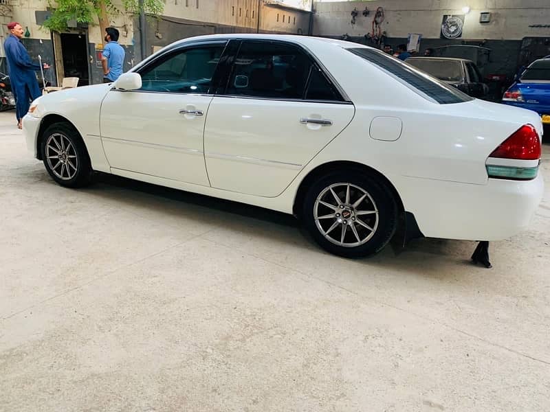 Toyota Mark II 2004 18