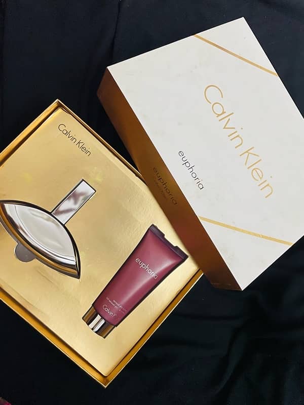 Calvin Klein Euphoria gift set for women 2