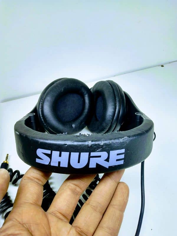 SHURE Studio headphone like m audio audio Technica yamaha akg 2