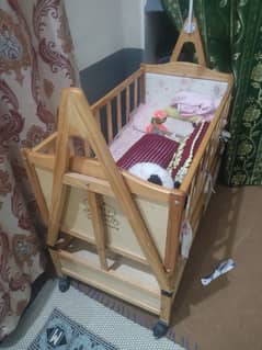 Baby cot in good condition