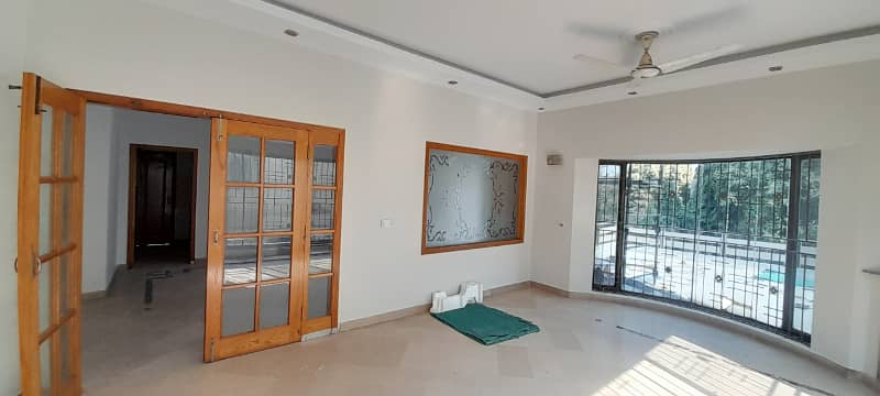 One Kanal Upper Portion For Rent In DHA Phase 5 12