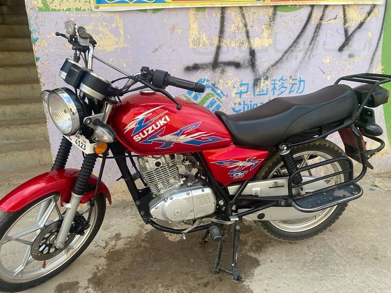 Suzuki 150 GS SE 2021 Model 2