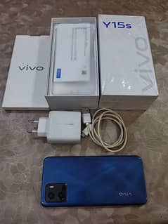 vivo y15s with box vooc charge 3gb/32gb