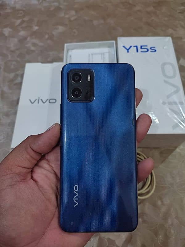 vivo y15s with box vooc charge 3gb/32gb 2