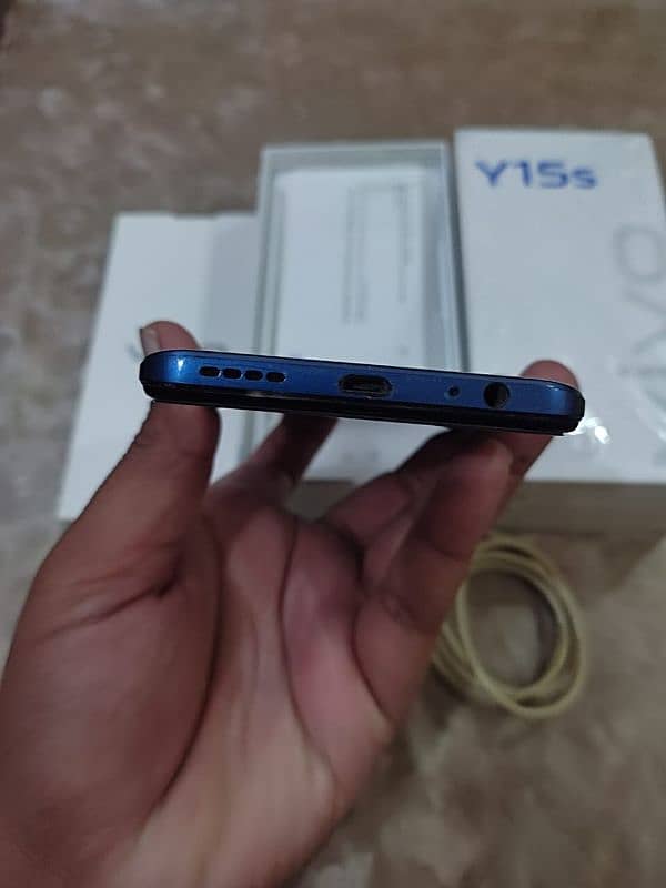 vivo y15s with box vooc charge 3gb/32gb 3