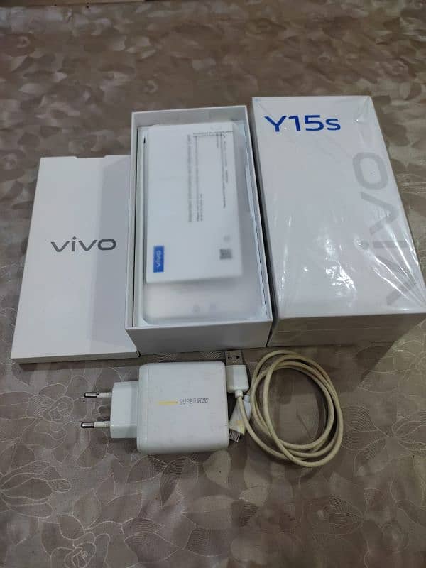 vivo y15s with box vooc charge 3gb/32gb 13