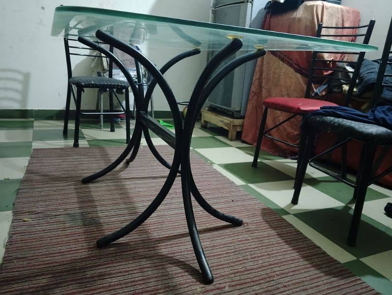 dinning table with 6 chairs 100 percent ok 2