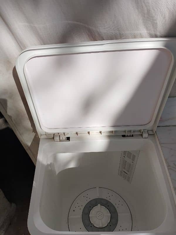 kenwood washing machine+ dryer 2