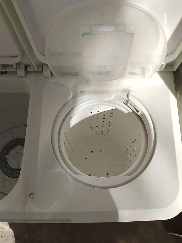 kenwood washing machine+ dryer 3